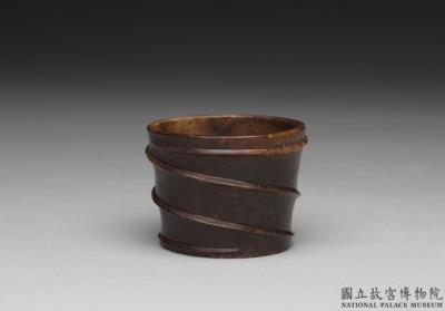 图片[2]-Jade pot-shaped incense burner with linear pattern, late Ming dynasty (1368-1644)-China Archive